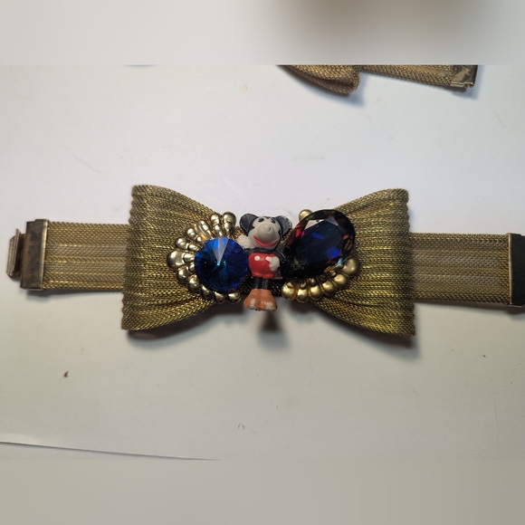 Wendy Gell Disney Gold Mesh Bracelet With Porcelain Mickey And Swarovski Jewels. - Picture 2 of 2